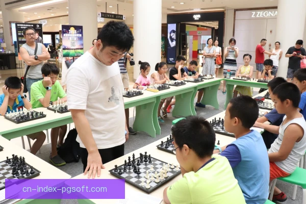 某影子前锋教练战术授权，临场调整空间增大